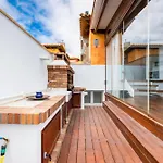 Oasis Beachfront By Holidays Villa