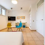 Villa Oasis Beachfront By Holidays *