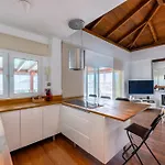 Villa Oasis Beachfront By Holidays *