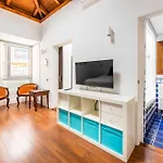 Oasis Beachfront By Holidays * Corralejo