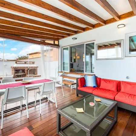 Oasis Beachfront By Holidays * Corralejo