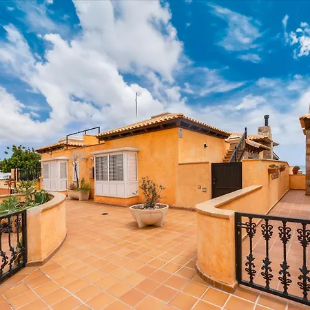 Oasis Beachfront By Holidays Corralejo