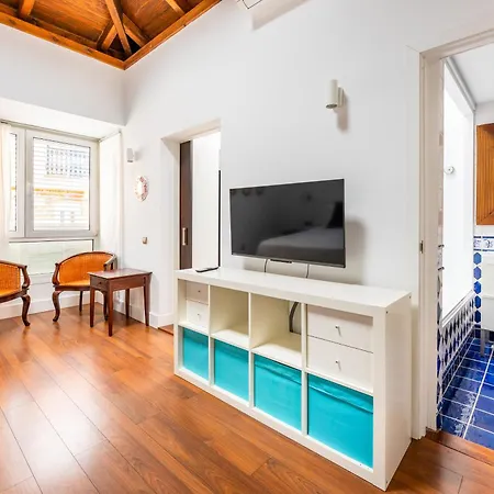 Oasis Beachfront By Holidays * Corralejo